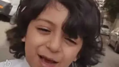اخبار-اليمن-الان-|-طفل-يمني-يثير-موجة-سخرية-واسعة-بعد-خطأ-إداري-في-جواز-سفره:-”أنثى”-بدل-”ذكر”-و”طالب”-كمهنة!