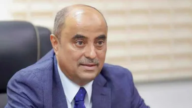 اخبار-اليمن-الان-|-عاجل-|-رئيس-الوزراء-من-عدن-يتوعد-التجار-والمستوردين:-”اخفضوا-الأسعار-الآن-فورًا.-أو-واجهوا-الدولة-والمواطن-معًا!”
