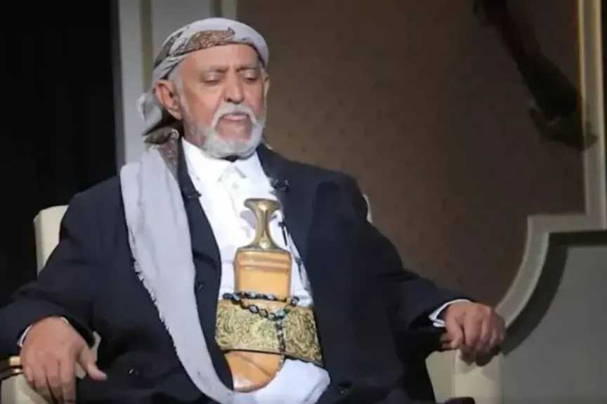 اخبار-اليمن-الان-|-بعد-وصوله-المفاجئ-إلى-صنعاء.-قيادي-عسكري-يتهم-ثلاثة-مسؤولين-في-الشرعية-بالإفراج-عن-الحوثي-الزايدي