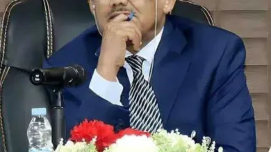 اخبار-اليمن-الان-|-صحفي-يكشف-تفاصيل-لقاء-هاتفي-مع-محافظ-البنك-المركزي-اليمني.-ويُعلن-عن-حزمة-إصلاحات-اقتصادية-قادمة