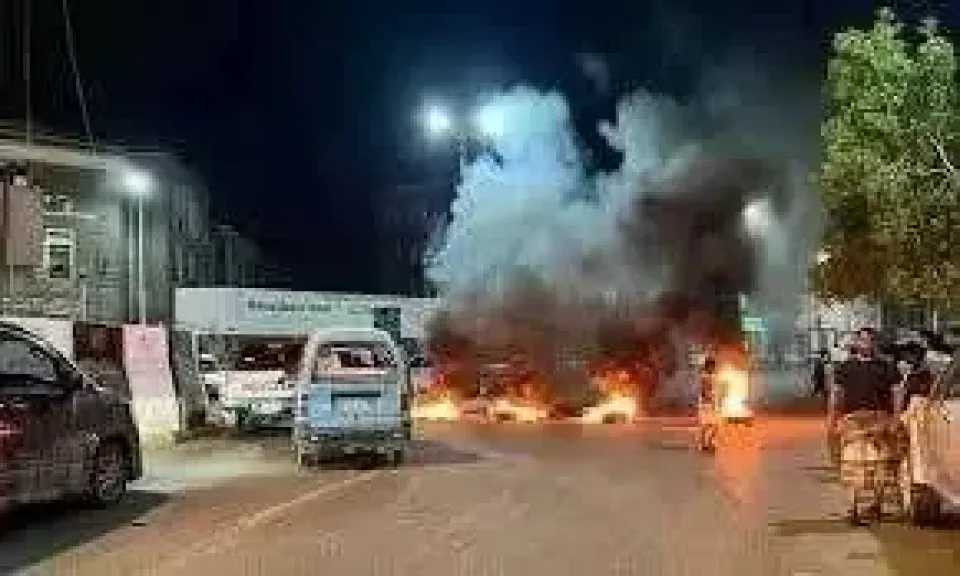 اخبار-اليمن-الان-|-صحفي-يكشف-أسباب-التحسن-في-سعر-صرف-الريال:-”الشعب-هو-البطل-الحقيقي”