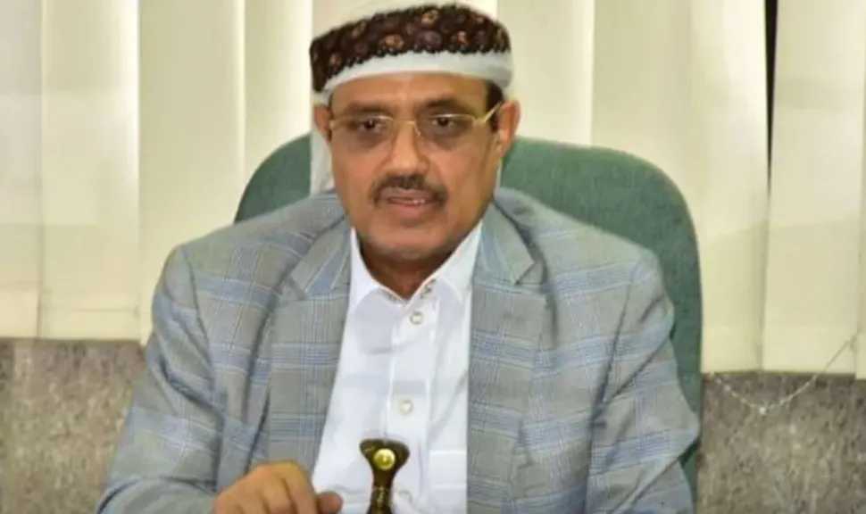 اخبار-اليمن-الان-|-قيادي-حوثي-بارز-يتحدى-عبدالملك-الحوثي-ويشكر-السعودية-ويشيد-بها-من-وسط-صنعاء-(فيديو)