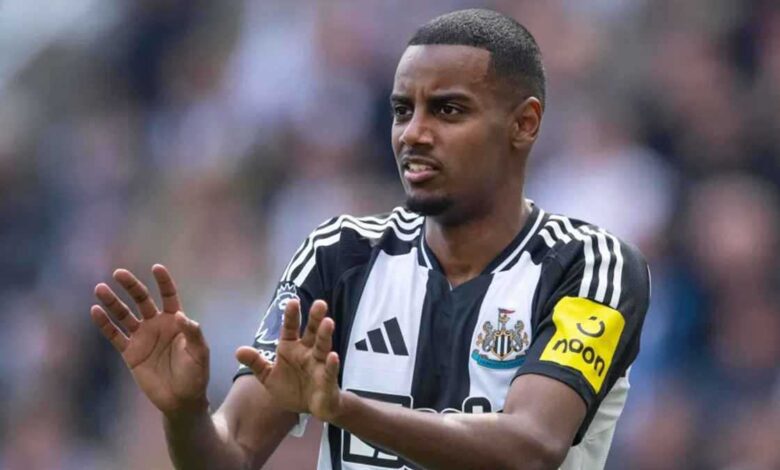 4 أسماء مرعبة.. الهلال يزلزل الميركاتو بحثا عن