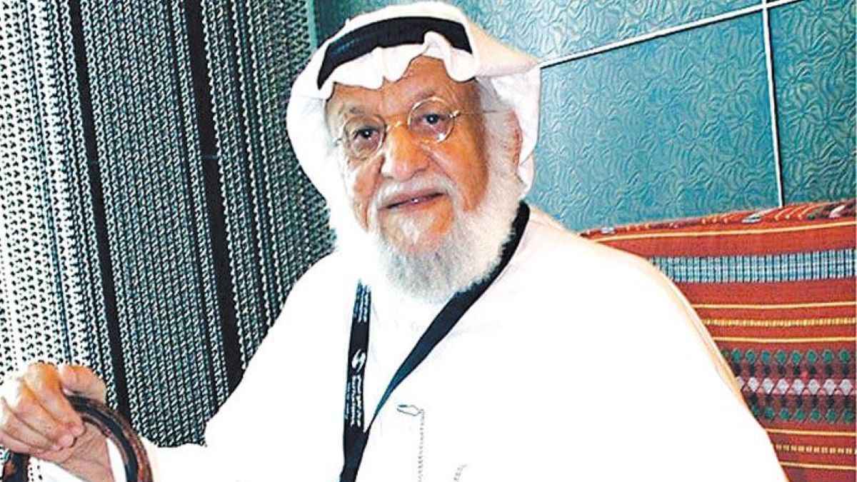 بعد دخوله العناية المركزة.. من هو محمد المنيع "عمدة فناني الخليج"؟
