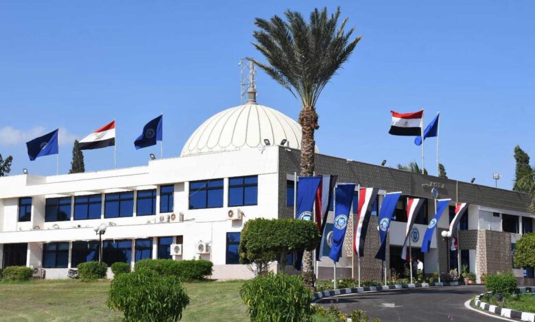 مصر.. عشرات حالات الاختناق إثر حريق بجامعة قناة السويس