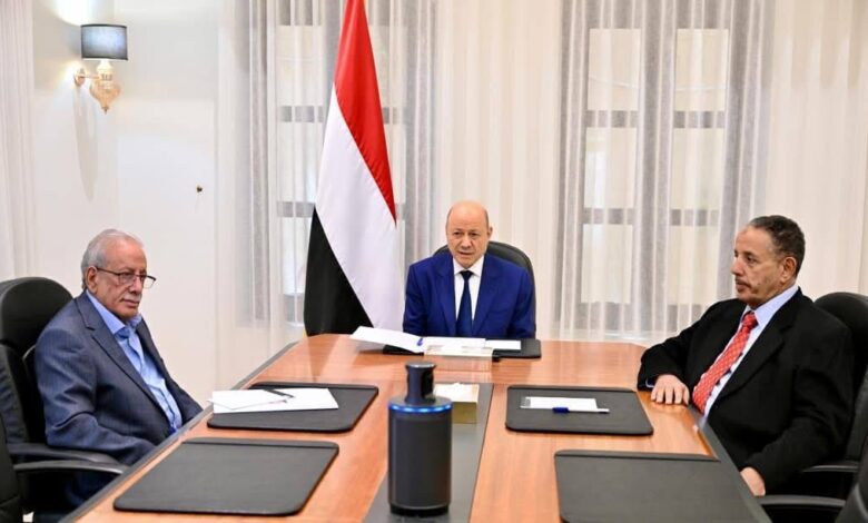 اخبار-حضرموت-|-رئيس-مجلس-القيادة-يؤكد-التزام-الدولة-بتلبية-المطالب-المشروعة-لأبناء-حضرموت