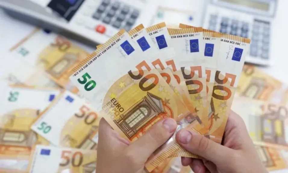 تحديث-أسعار-اليورو-مقابل-الجنيه-المصري-منتصف-تعاملات-اليوم-الثلاثاء-5-أغسطس-2025