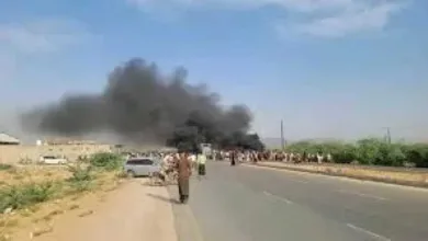 اخبار-اليمن-الان-|-”باسالم-يصارع-الموت.-قصة-إطلاق-النار-على-شاب-خلال-احتجاج-في-حضرموت”
