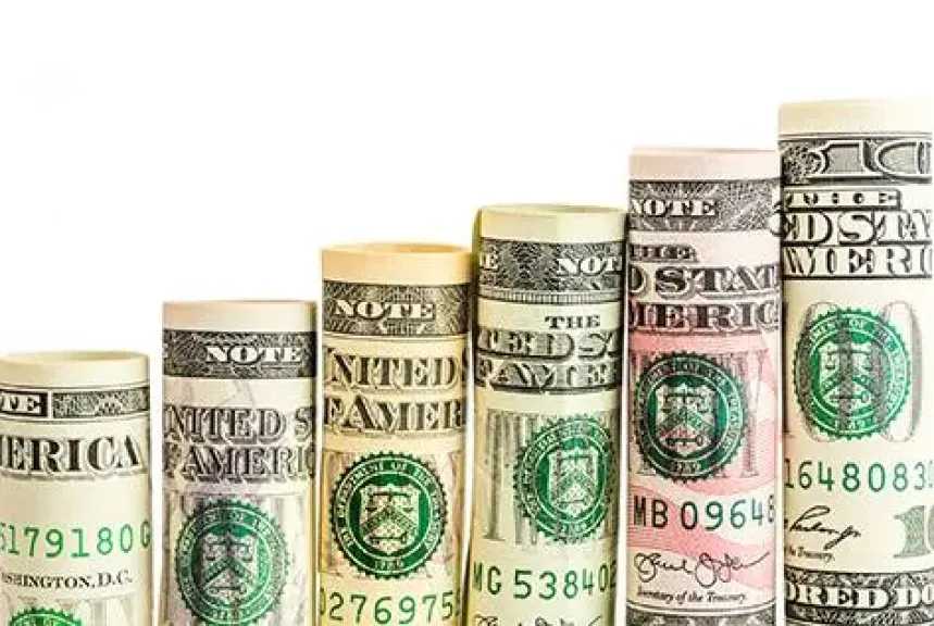 تغير-مفاجئ.-أسعار-الدولار-الأمريكي-مقابل-الجنيه-المصري-اليوم-الجمعة-8-أغسطس-2025