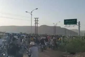 اخبار-اليمن-الان-|-انفجار-اجتماعي-في-تريم:-قمع-تظاهرة-يُعيد-إشعال-المطالبات-بالعدالة-والخدمات(فيديو)