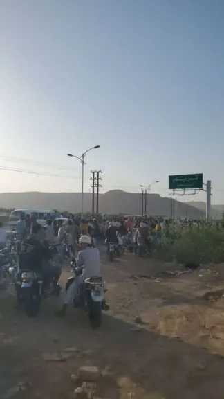 اخبار-اليمن-الان-|-انفجار-اجتماعي-في-تريم:-قمع-تظاهرة-يُعيد-إشعال-المطالبات-بالعدالة-والخدمات(فيديو)