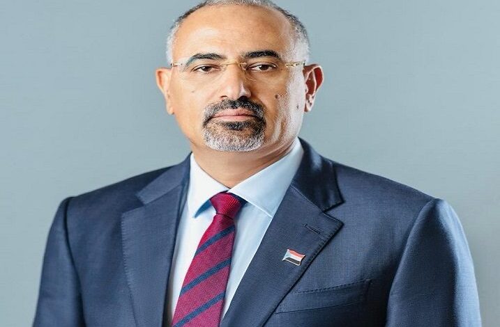 اخبار-حضرموت-|-الرئيس-#الزُبيدي-يُجري-اتصالاً-#بوكيل-محافظة-#حضرموت-لشؤون-الوادي-#ويوجه-اللجنة-الأمنية-#بحماية-#المحتجين-السلميين