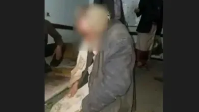 اخبار-اليمن-الان-|-تعرض-مسن-يمني-للاعتداء-من-قبل-مجموعة-أطفال-في-أحد-أحياء-تعز