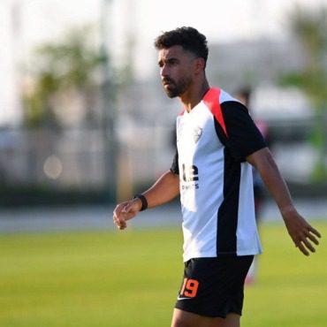 رأي مفاجئ من نجم الأهلي السابق بشأن مشاركة عبدالله السعيد مع الزمالك