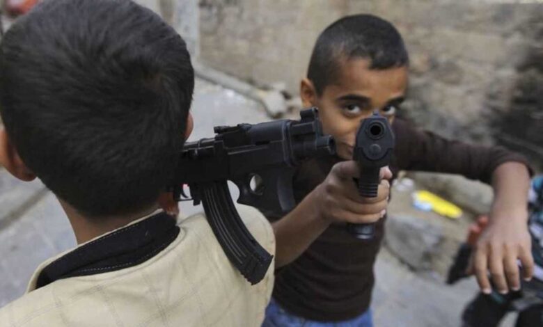 ملوحة المياه تتسبب بنفوق جماعي لأسماك نهر العشار في العراق (فيديو)