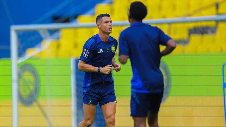 جيسوس يكشف دور رونالدو في إقناعه بتدريب النصر