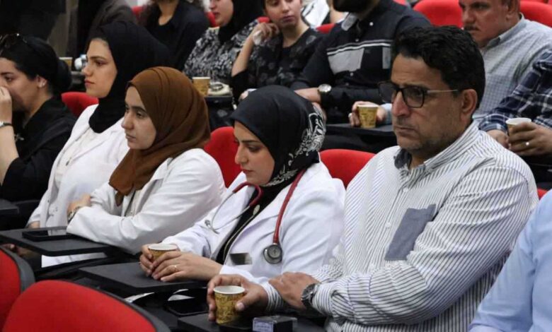 رغم فصلهم.. 13 إطفائيا بالنظام السابق يتطوعون لإخماد حرائق سوريا