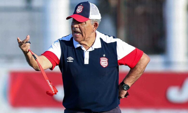 بلانيس يزف بشرى سارة لجمهور الاتحاد السعودي (فيديو)