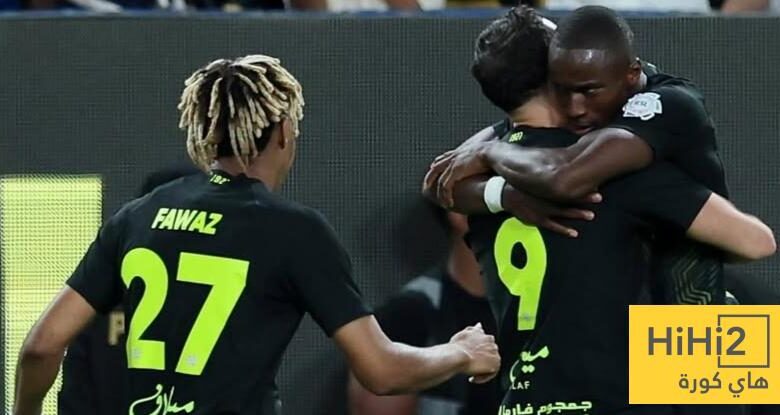نجم منتخب المغرب على أبواب الاتحاد
