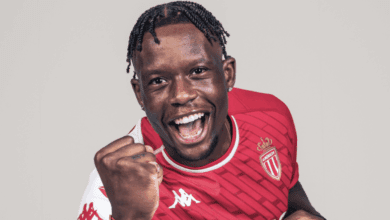 الأهلي يحسم صفقة دينيس زكريا