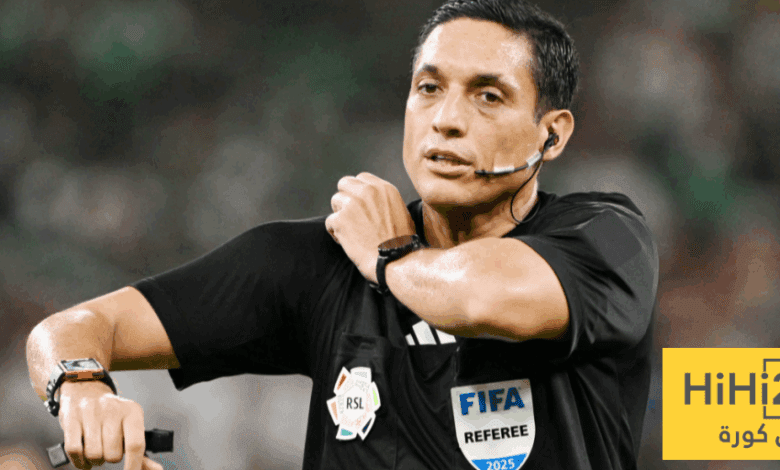 لماذا أشاد الخبراء بأداء حكم مباراة الأهلي ونيوم في الدوري؟