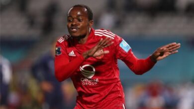 بيرسي تاو يُحدد مطالبه للعب في الزمالك!