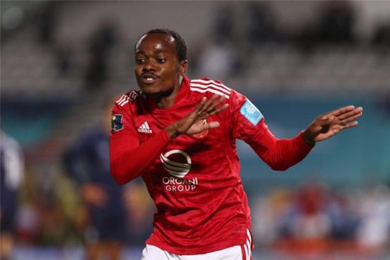 بيرسي تاو يُحدد مطالبه للعب في الزمالك!
