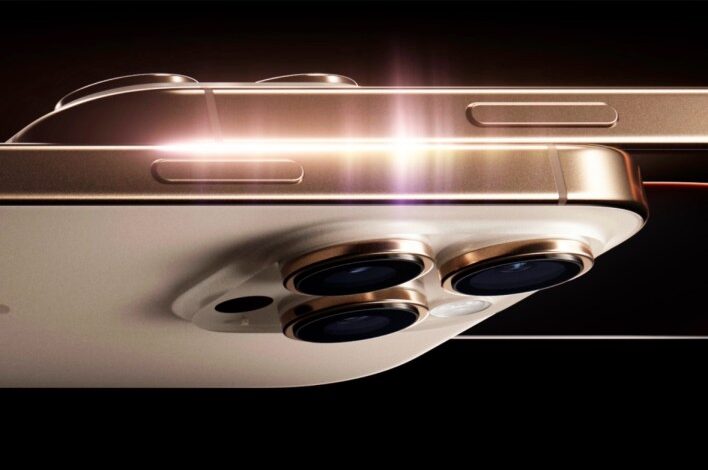 آيفون 18 سيستخدم مستشعرات كاميرا من سامسونج وسط ضغوط ترامب لنقل التصنيع إلى أمريكا