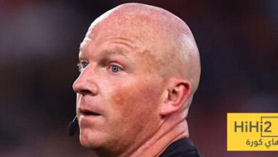 معلومات هامة عن حكم مباراة اليونايتد وأرسنال