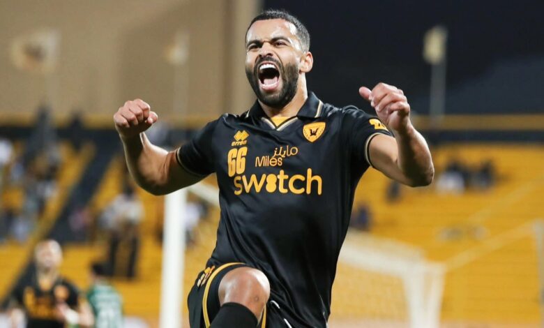 المهدي برحمة أمام مشكل كبير و انتقاله إلى الرجاء الرياضي مهدد بالفشل
