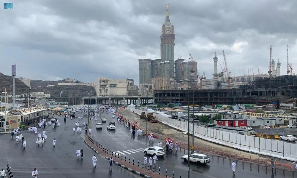 أمطار خفيفة على العاصمة المقدسة ومحافظة الجموم