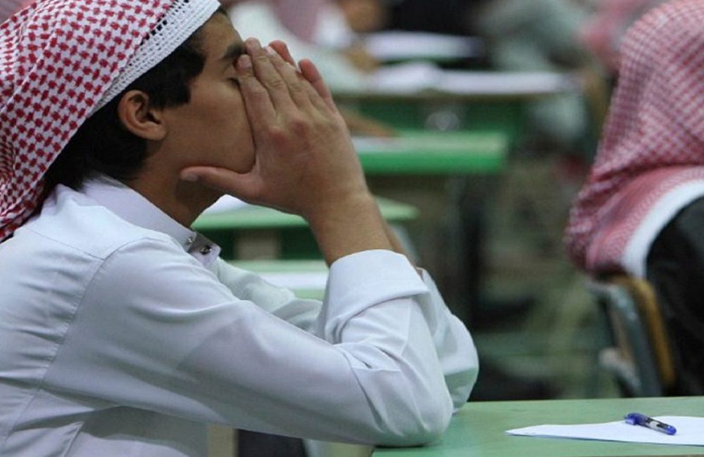 إعادة ضبط النوم مع العام الدراسي الجديد.. مفتاح لصحة الطلاب وتفوقهم