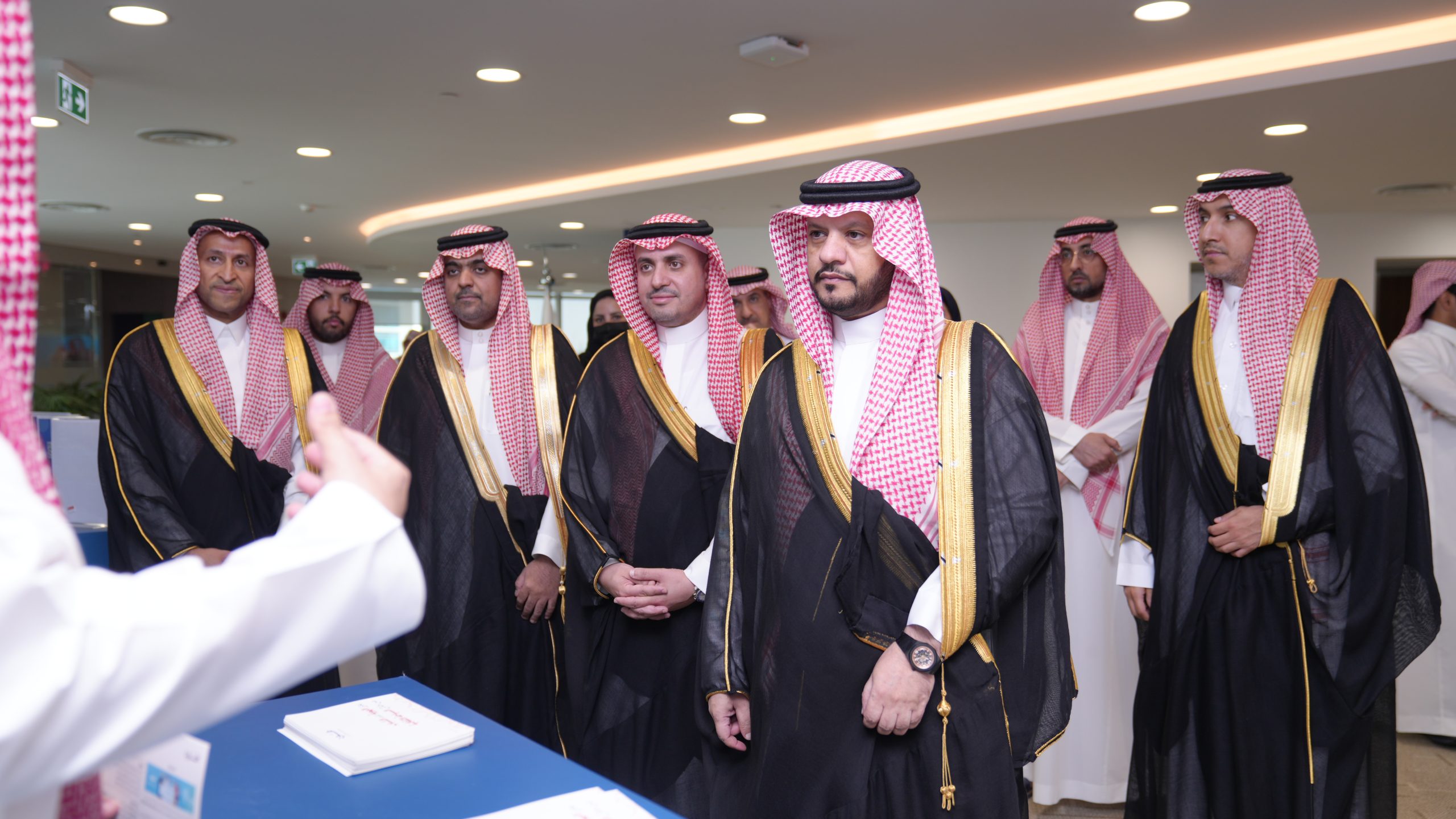 "الموارد البشرية" تطلق جائزة التنمية الشبابية تزامنًا مع اليوم الدولي للشباب