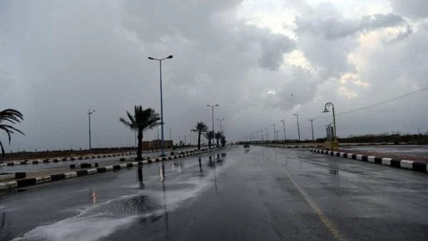 موجة حارة وأمطار ورياح نشطة على المنطقة الشرقية