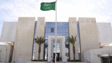 وفاة الشاعر سعود القحطاني إثر سقوطه من مرتفعات جبل سمحان بصلالة