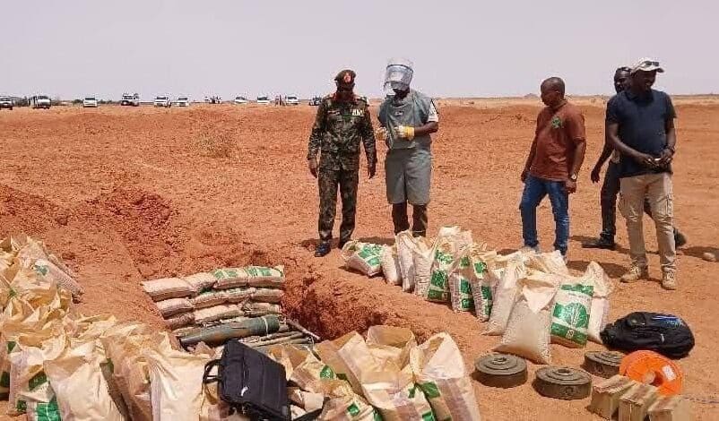 السلطات تُبيد آلاف القذائف والألغام في قاعدة عسكرية بـ «الخرطوم»