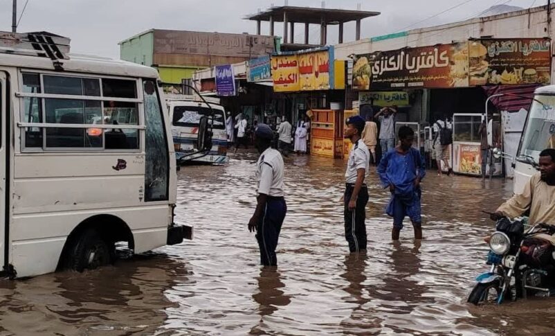 السودان: ارتفاع ضحايا الأمطار لـ (32) قتيلاً مع تشريد الآلاف وتدمير واسع للمنازل