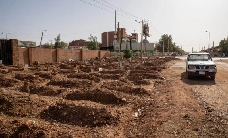 مقتل 43 متطوعًا بغرف الطوارئ خلال سيطرة «الدعم السريع» على الخرطوم