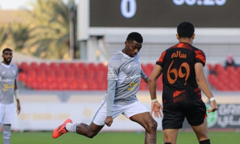 ماذا قدم عبد العزيز الفرج مع النصر قبل الرحيل؟