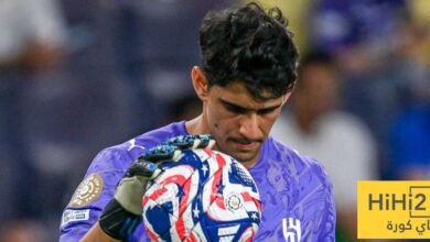 ياسين بونو يهدد استقرار الهلال !