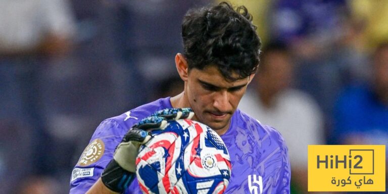 ياسين بونو يهدد استقرار الهلال !