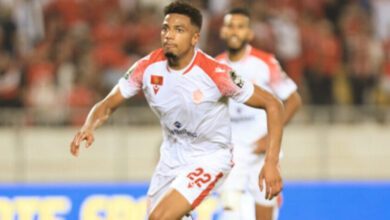 الجيش الملكي قد يحرم الوداد الرياضي من أيوب العملود