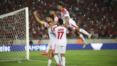 الوداد الرياضي يُلمّح.. والجماهير تتخيل.. عطية الله وجبران يغلقان الباب!