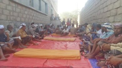 اجتماع قبلي في “الجوف” بلودر يناقش تداعيات خطر الأوروميين الأفارقة