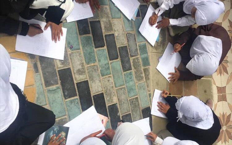 اختتام الدورة التدريبية لمعلمات مدارس الوسطي للتعليم الأساسي والثانوي بيافع رُصـد