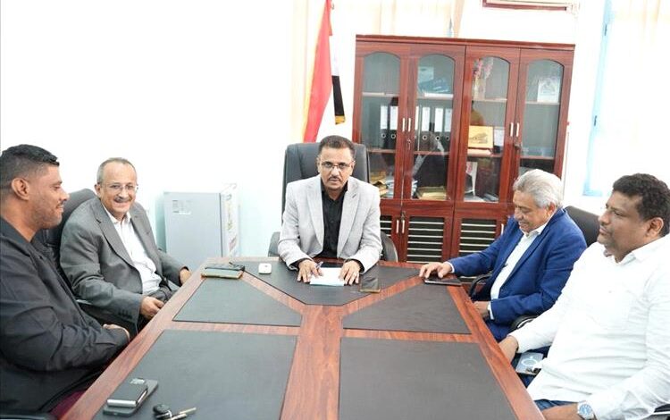 الأمين العام لمحلي حضرموت يلتقي وكيل وزارة السياحة ويؤكد اهمية الشراكة للنهوض بالقطاع السياحي