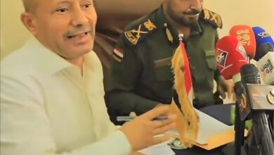 البنك المركزي بمأرب يتوعد المتلاعبين بالعملة: سنضرب بيد من حديد