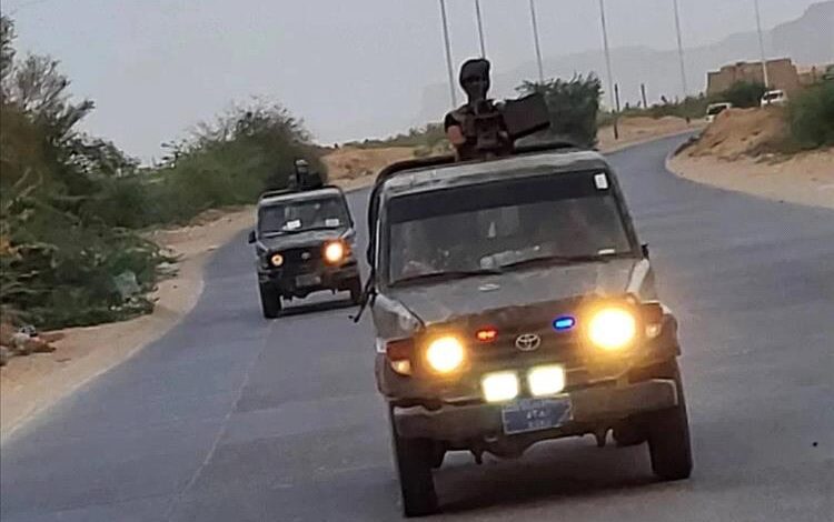شرطة وادي حضرموت تضبط 3 من المتورطين في المضاربة بالعملة ضمن حملة لمكافحة السوق السوداء