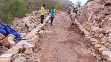 عضو الجمعية الوطنية يزور طريق سيلة غزال ويشيد بأعمال الرص
