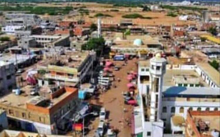 في خطبة مؤثرة بزنجبار.. الشيخ مروان عمر يوجّه ثلاث رسائل ناصحة ويدعو للتوكل على الله وسط الأزمات